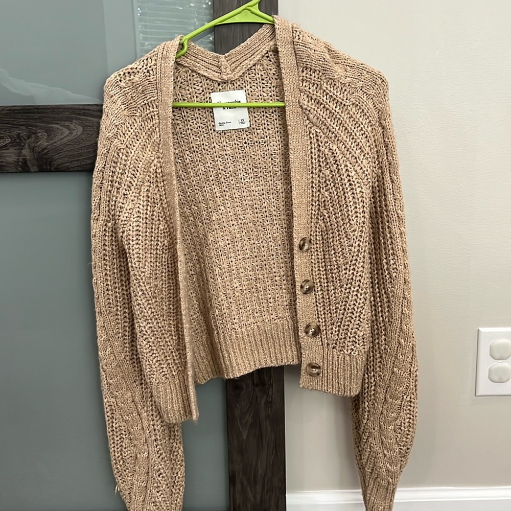 Abercrombie cardigan